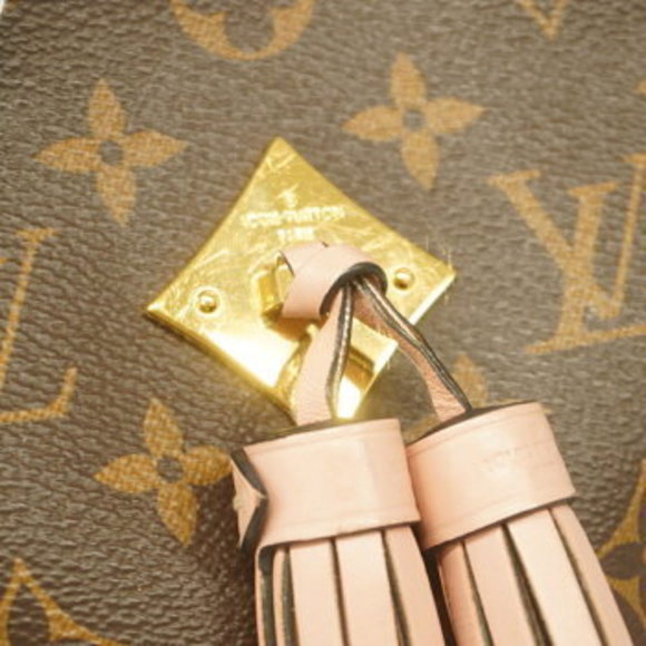 Louis Vuitton Monogram Saintonge Shoulder Bag - Picture 9 of 12